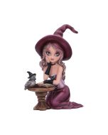 Agatha 15cm Witches Halloween Highlights Figurines